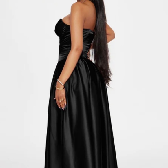 Bridgette Satin Maxi Dress - Black - Picture 3 of 7